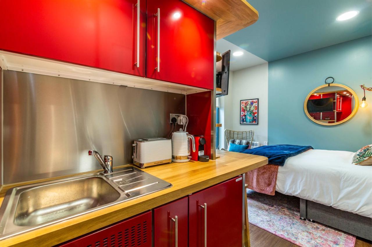 Romantic Getaway Studio Pods Close To City Centre With Free Wifi Derby Exterior foto