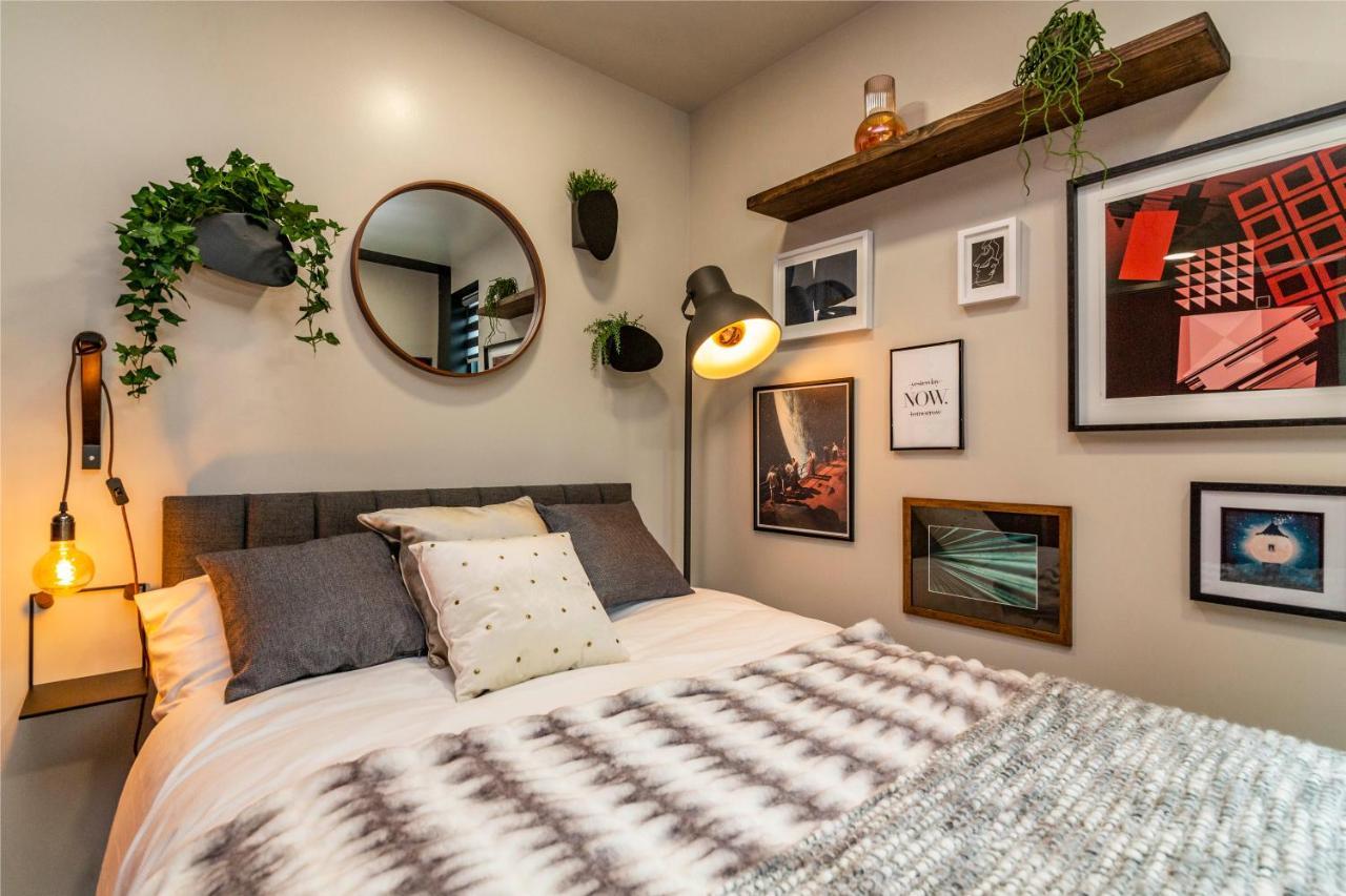 Romantic Getaway Studio Pods Close To City Centre With Free Wifi Derby Exterior foto