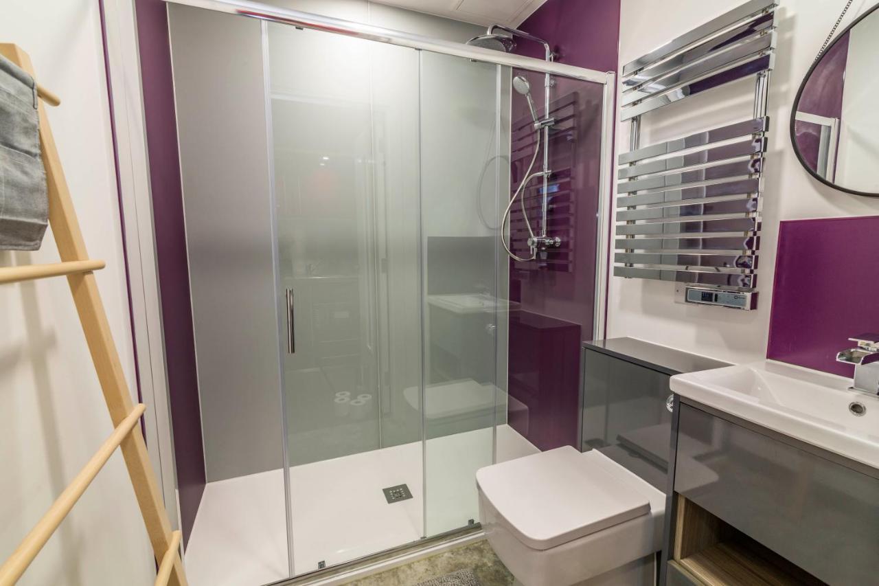 Romantic Getaway Studio Pods Close To City Centre With Free Wifi Derby Exterior foto